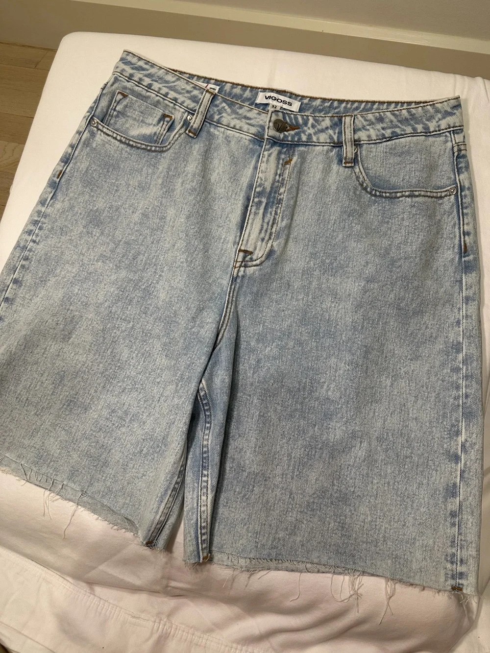 Vigoss Light-Washed Denim Cutoff Shorts